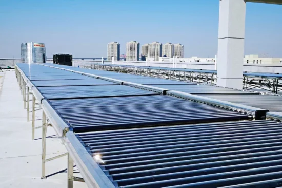 Solarthermie- und Luftwärmepumpen-Hybrid-Warmwasserbereiter-Heizsystem für Krankenhäuser und Schulen